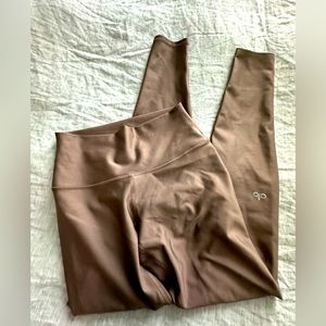 ALO LEGGINGS